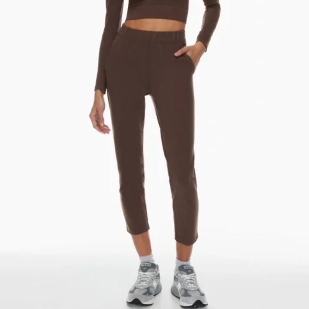 Aritzia Weekender Pant